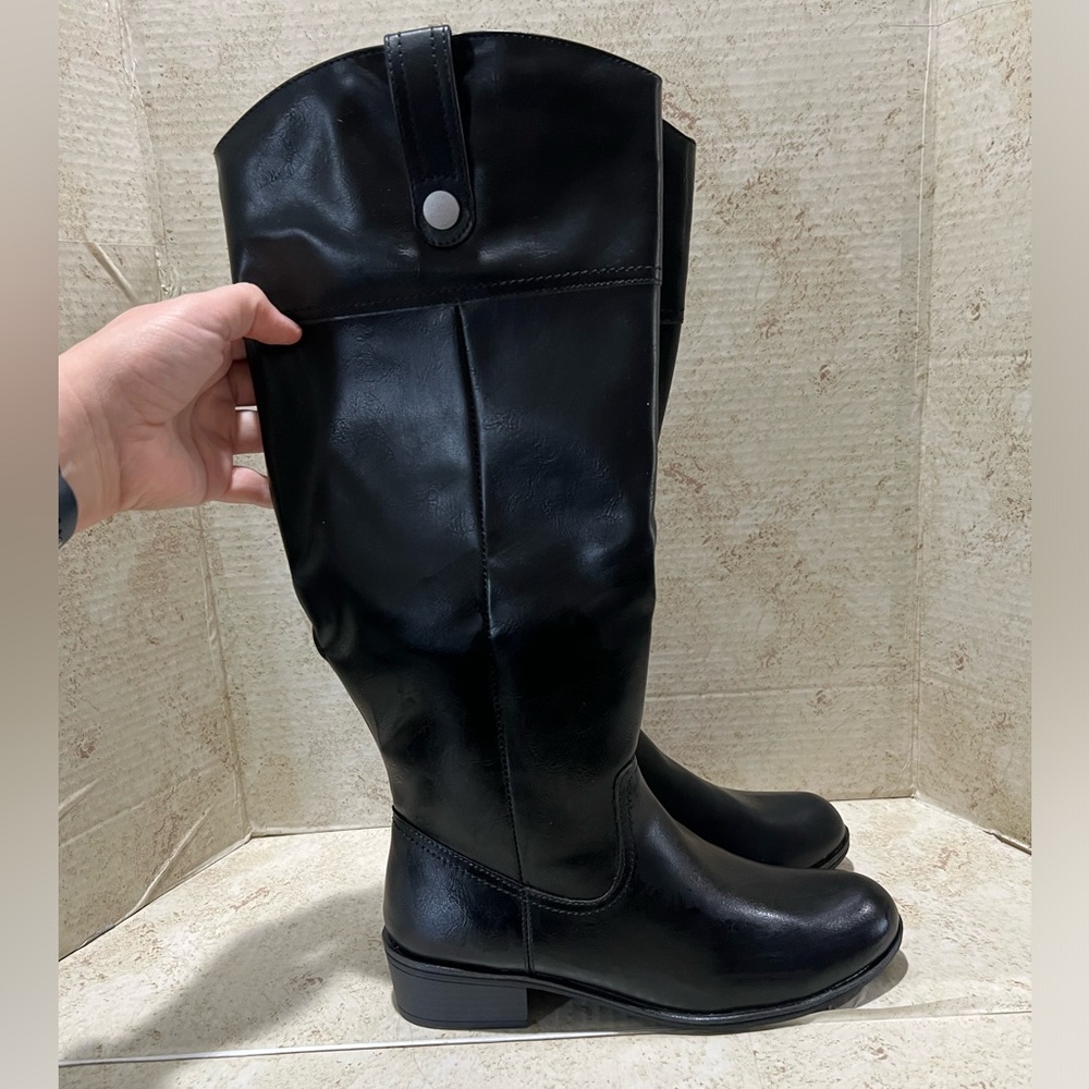 St johns bay Delwood women black boots size 8. NWOT - Picture 3 of 13